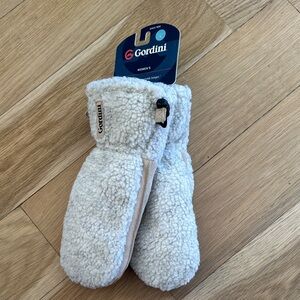Gordini Women's Wooly Mittens